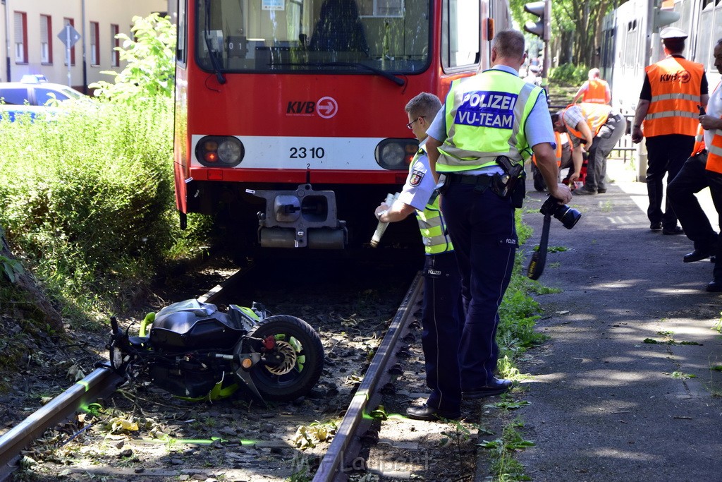 VU Roller KVB Bahn Koeln Luxemburgerstr Neuenhoefer Allee P083.JPG - Miklos Laubert